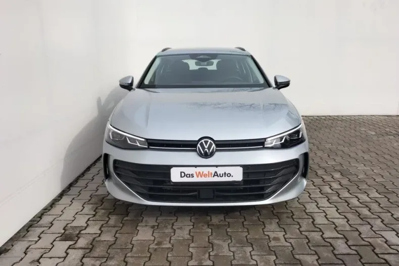 Volkswagen Passat din 2024 cu 10.282 km - oferta VOL188770 - foto 2