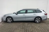 Volkswagen Passat din 2024 cu 10.282 km - oferta VOL188770 - foto 3