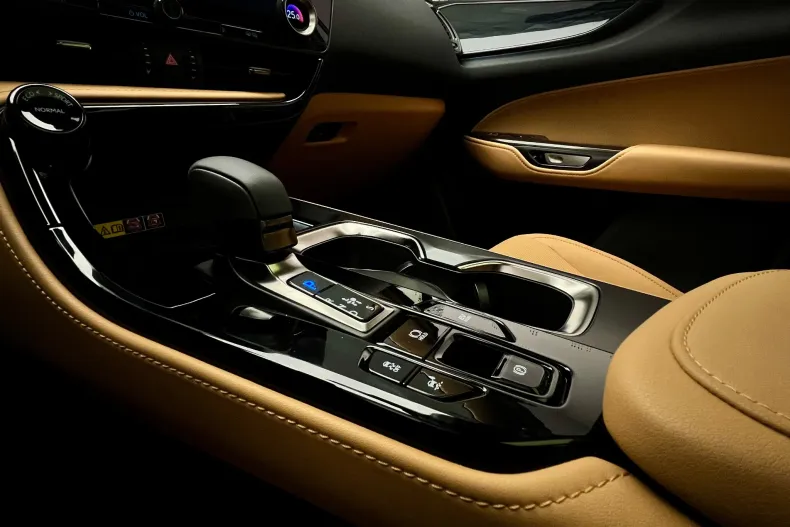 Lexus Seria NX din 2025 cu 1.500 km - oferta LEX188776 - foto 30