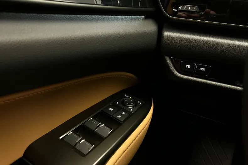 Lexus Seria NX din 2025 cu 1.500 km - oferta LEX188776 - foto 31