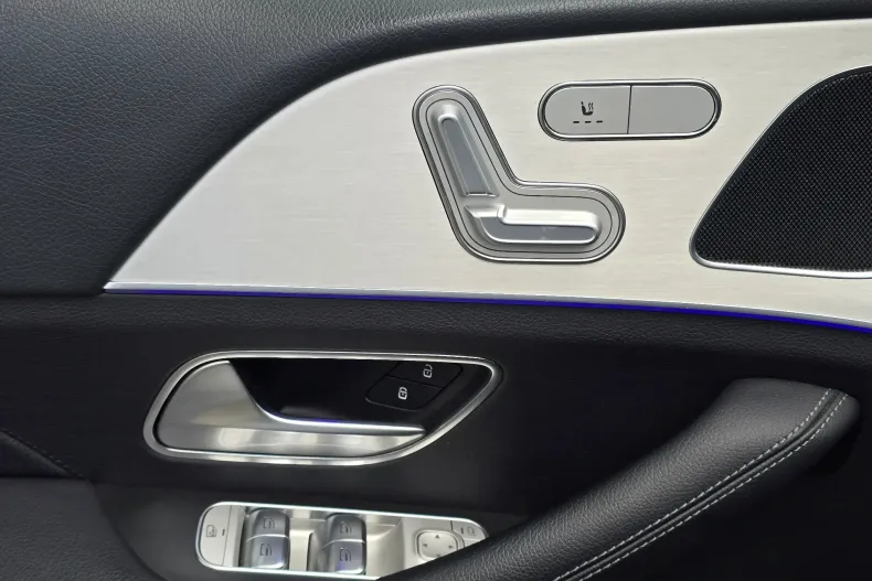 Mercedes-Benz GLE din 2021 cu 69.812 km - oferta MER188777 - foto 17