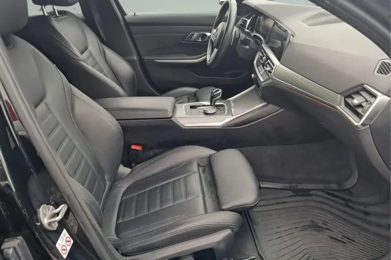 BMW Seria 3 din 2021 cu 62.038 km - oferta BMW188779 - foto 11