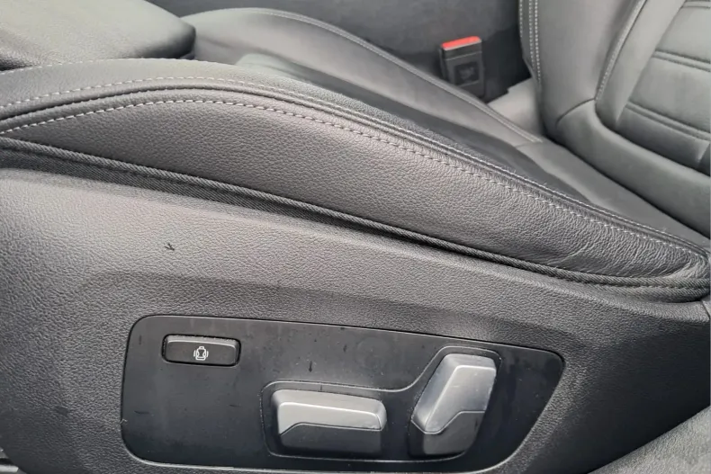 BMW Seria 3 din 2021 cu 62.038 km - oferta BMW188779 - foto 13