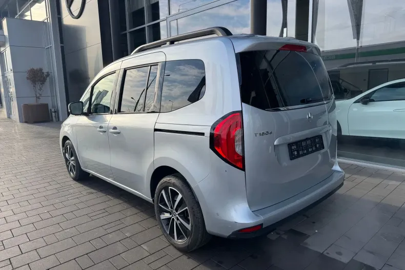 Mercedes-Benz T din 2025 cu 14.000 km - oferta MER188788 - foto 5