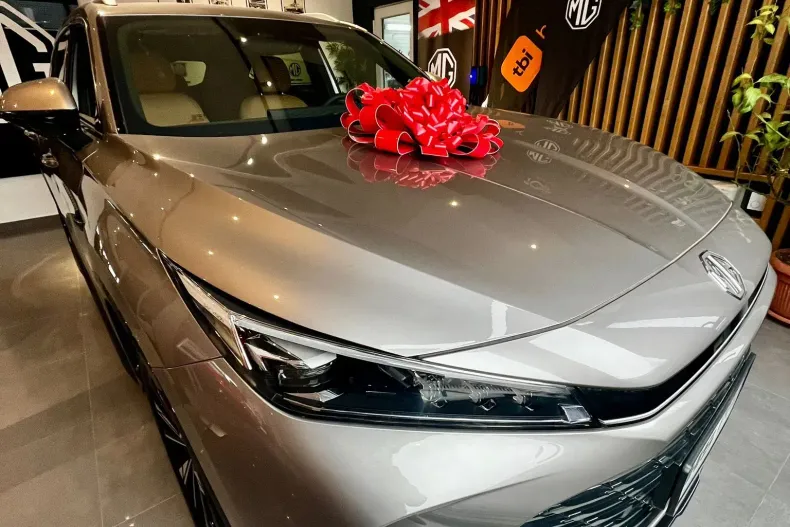 MG EHS din 2025 cu 10 km - oferta MG0188789 - foto 3