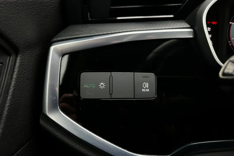 Audi Q3 din 2022 cu 95.300 km - oferta AUD188792 - foto 21