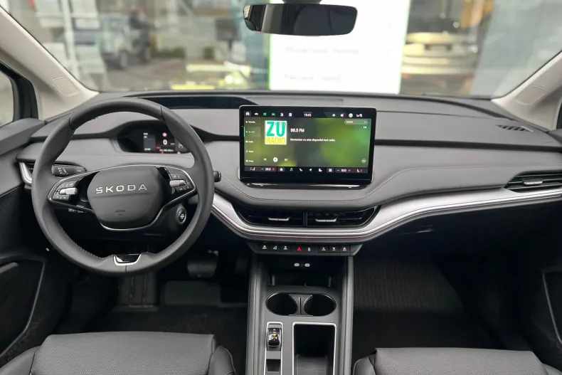 Skoda Enyaq din 2025 cu 400 km - oferta SKO188794 - foto 8