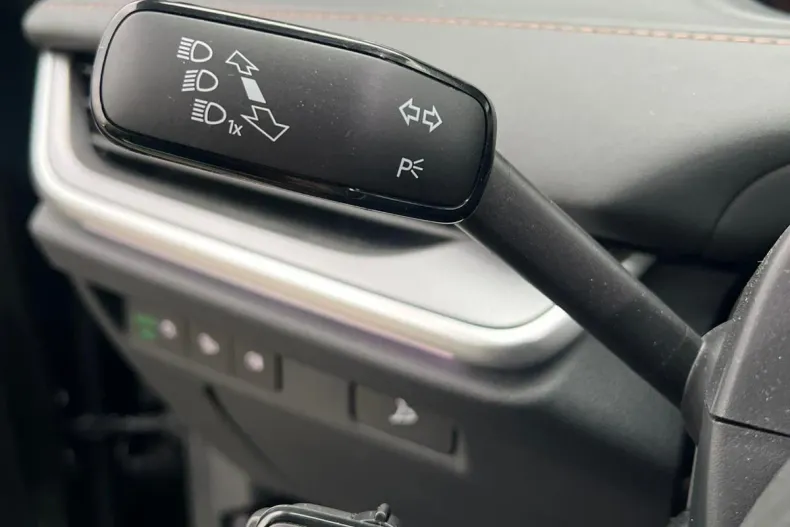 Skoda Enyaq din 2025 cu 400 km - oferta SKO188794 - foto 11