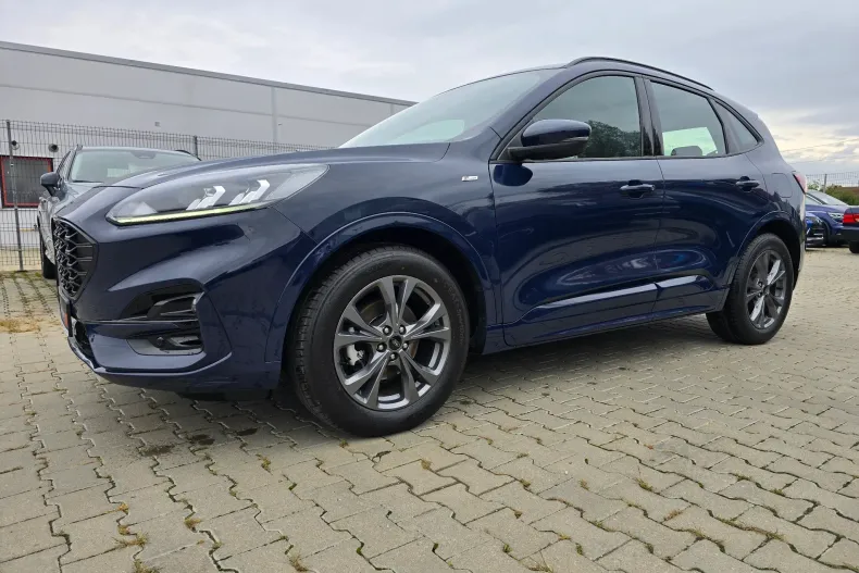 Ford Kuga din 2022 cu 137.000 km - oferta FOR188795 - foto 1