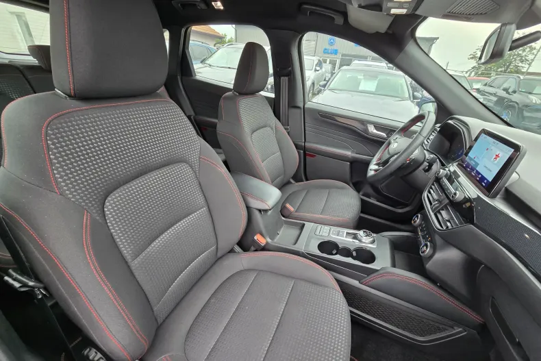 Ford Kuga din 2022 cu 137.000 km - oferta FOR188795 - foto 8