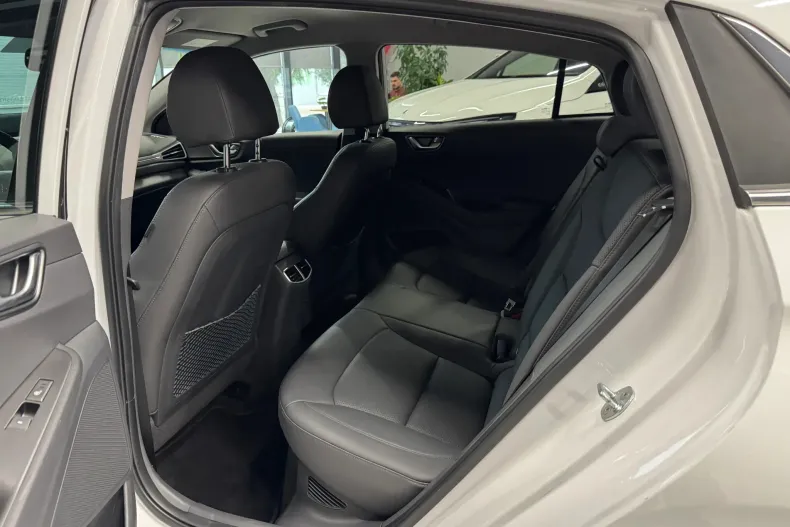 Hyundai IONIQ din 2021 cu 102.884 km - oferta HYU188803 - foto 8