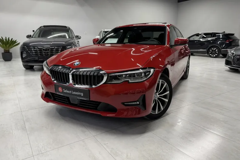 BMW Seria 3 din 2020 cu 54.500 km - oferta BMW188804 - foto 1