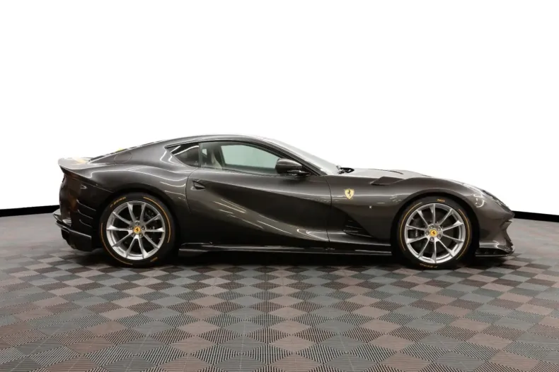 Ferrari 812 din 2022 cu 1.514 km - oferta FER188813 - foto 3
