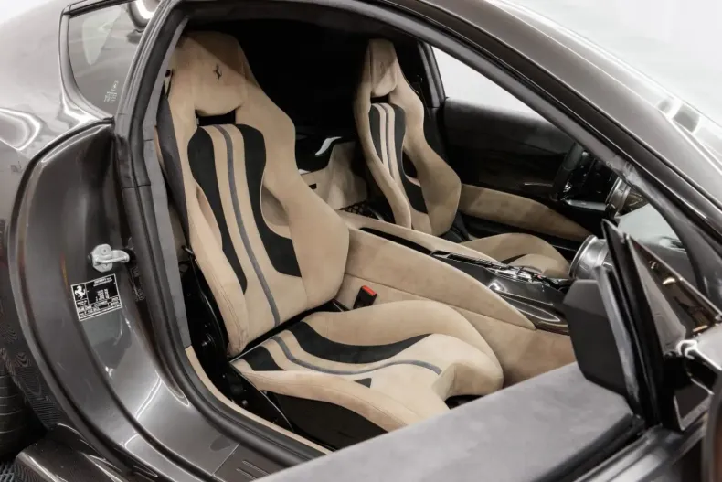 Ferrari 812 din 2022 cu 1.514 km - oferta FER188813 - foto 9