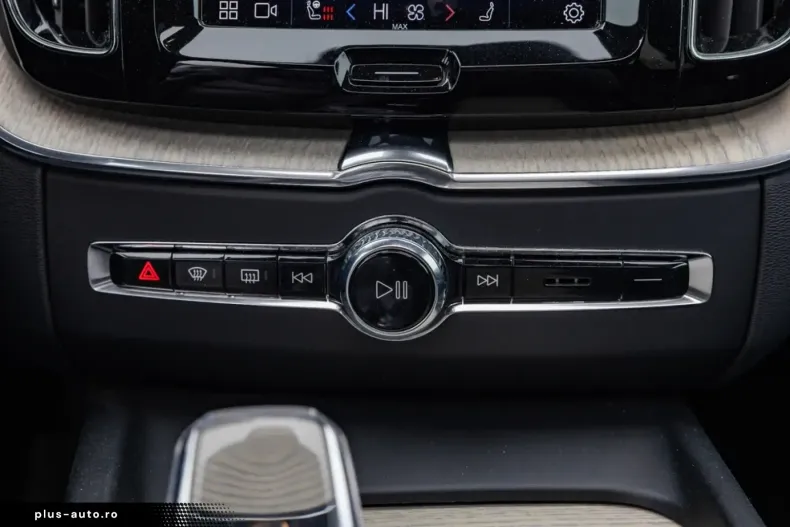 Volvo XC60 din 2022 cu 90.200 km - oferta VOL188832 - foto 16