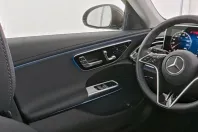 Mercedes-Benz E 400 (Clasa E) din 2024 cu 13.622 km - oferta MER188836 - foto 5