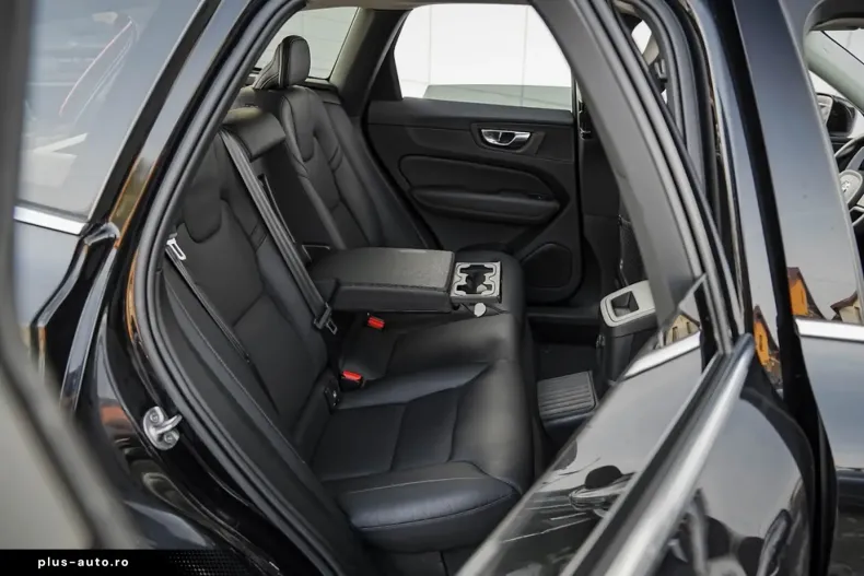 Volvo XC60 din 2022 cu 101.550 km - oferta VOL188839 - foto 19