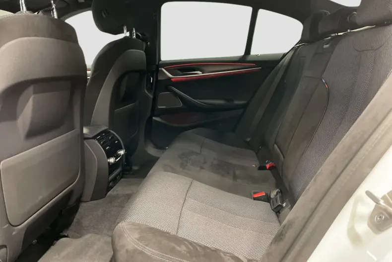 BMW 530 (Seria 5) din 2022 cu 66.651 km - oferta BMW188853 - foto 10