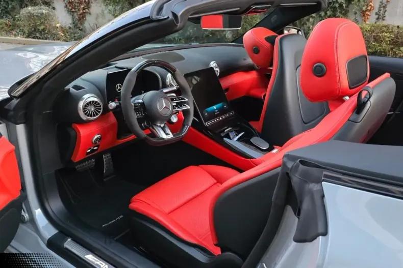 Mercedes-Benz SL 43 AMG (Clasa SL) din 2024 cu 23.800 km - oferta MER188857 - foto 12