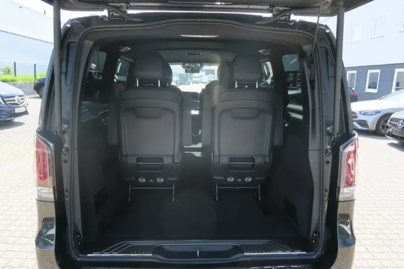 Mercedes-Benz V 300 (Clasa V) din 2024 cu 26.766 km - oferta MER188867 - foto 9