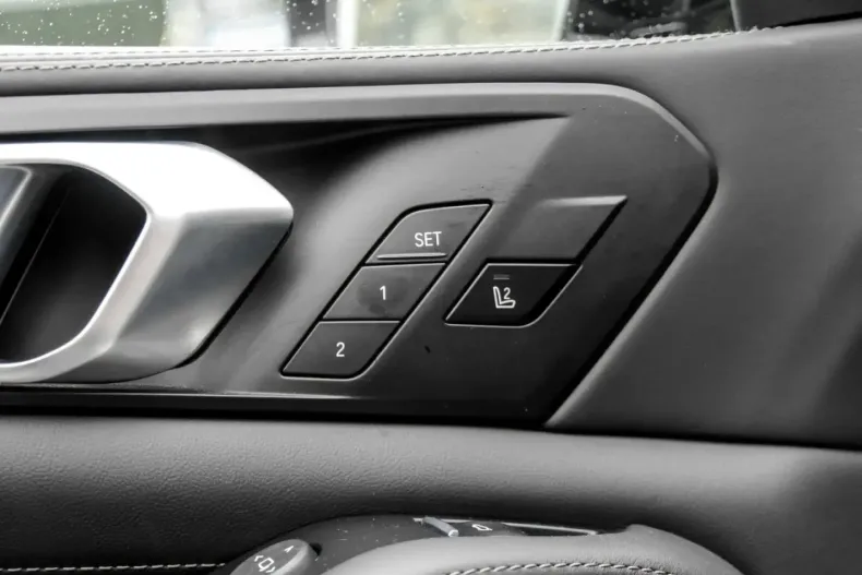 BMW X5 M50 (Seria X) din 2022 cu 68.179 km - oferta BMW188868 - foto 14