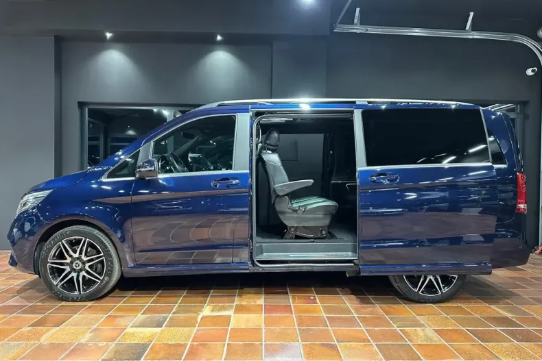 Mercedes-Benz V 300 (Clasa V) din 2022 cu 54.488 km - oferta MER188873 - foto 6