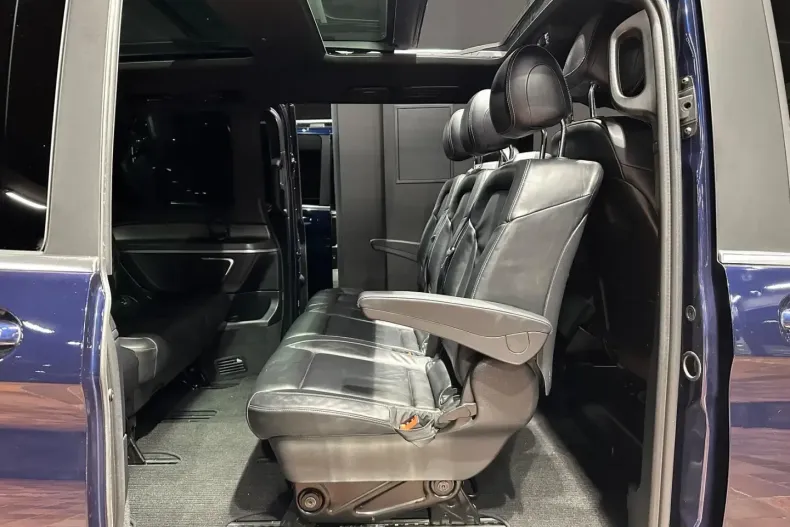 Mercedes-Benz V 300 (Clasa V) din 2022 cu 54.488 km - oferta MER188873 - foto 7