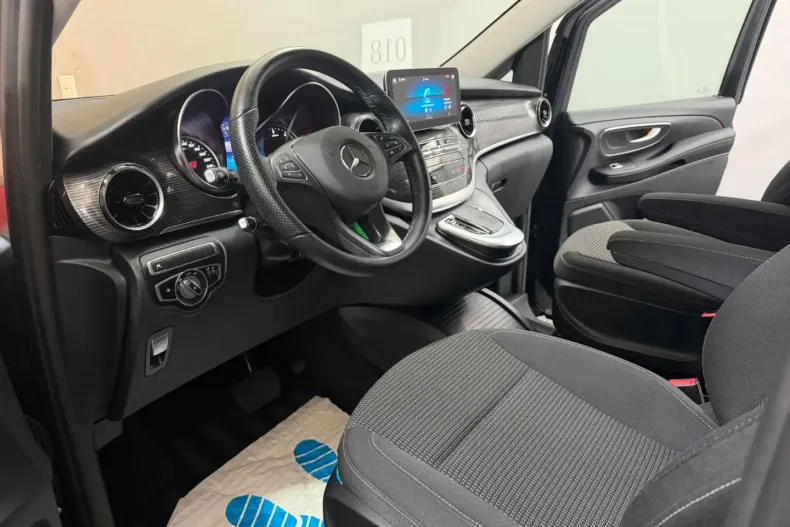 Mercedes-Benz V 220 (Clasa V) din 2022 cu 62.000 km - oferta MER188874 - foto 8