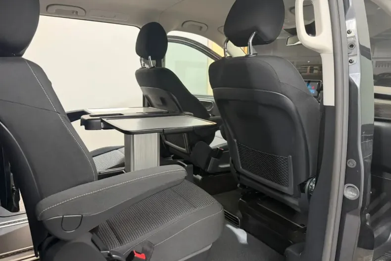 Mercedes-Benz V 220 (Clasa V) din 2022 cu 62.000 km - oferta MER188874 - foto 15