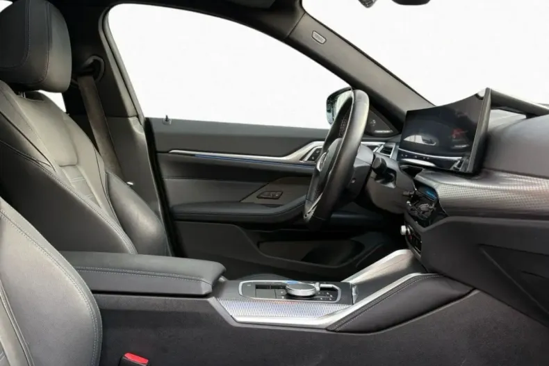 BMW i4 (Seria i) din 2024 cu 27.499 km - oferta BMW188876 - foto 5