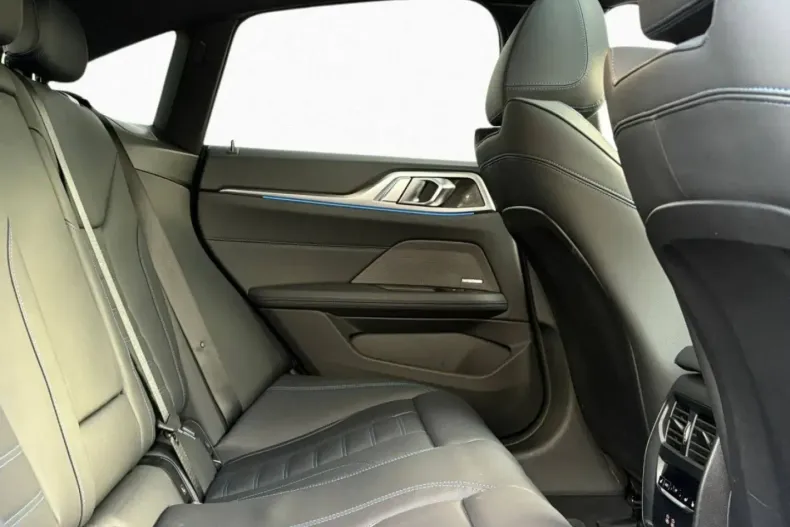 BMW i4 (Seria i) din 2024 cu 27.499 km - oferta BMW188876 - foto 7