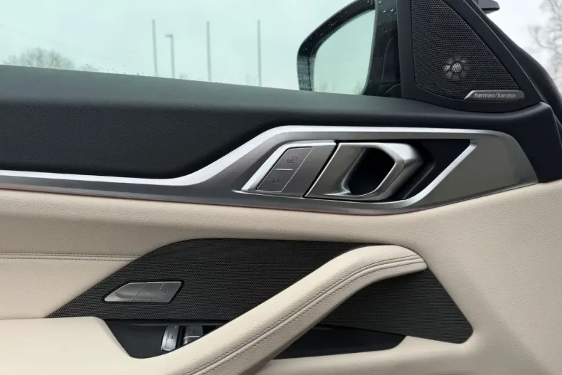 BMW i4 (Seria i) din 2023 cu 37.813 km - oferta BMW188877 - foto 9