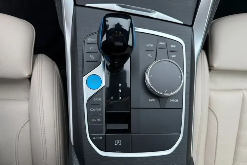 BMW i4 (Seria i) din 2023 cu 37.813 km - oferta BMW188877 - foto 11