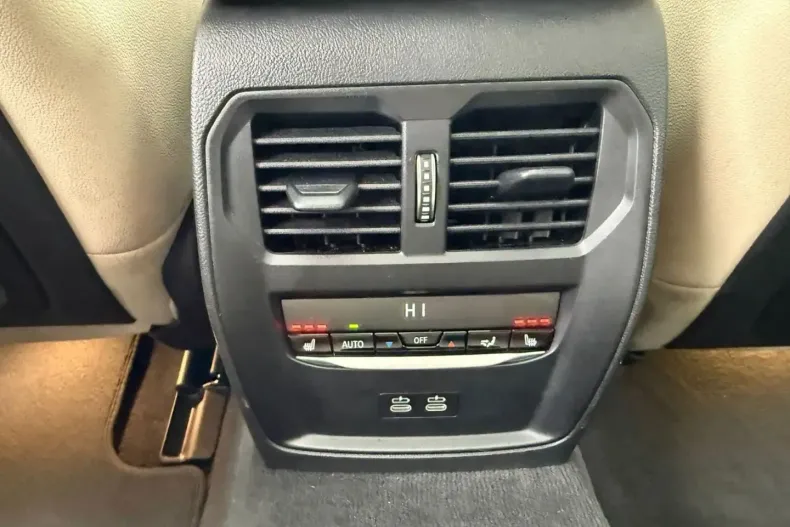 BMW i4 (Seria i) din 2023 cu 37.813 km - oferta BMW188877 - foto 15