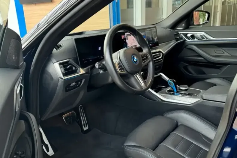 BMW i4 (Seria i) din 2022 cu 55.600 km - oferta BMW188878 - foto 7