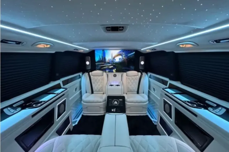 Mercedes-Benz V 300 (Clasa V) din 2025 cu 50 km - oferta MER188879 - foto 4