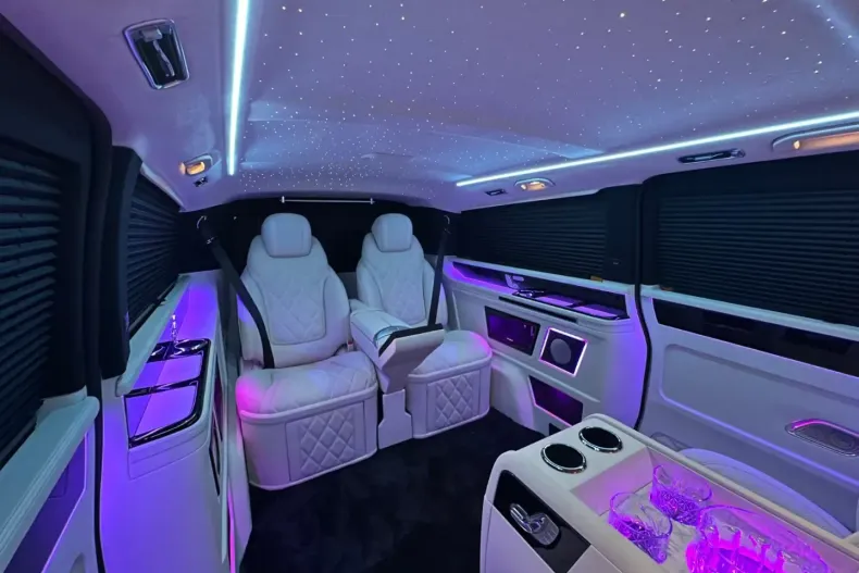 Mercedes-Benz V 300 (Clasa V) din 2025 cu 50 km - oferta MER188879 - foto 6