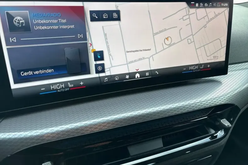 BMW i4 (Seria i) din 2025 cu 24.489 km - oferta BMW188881 - foto 6