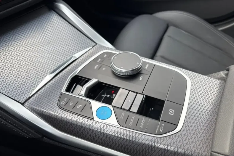 BMW i4 (Seria i) din 2025 cu 24.489 km - oferta BMW188881 - foto 7