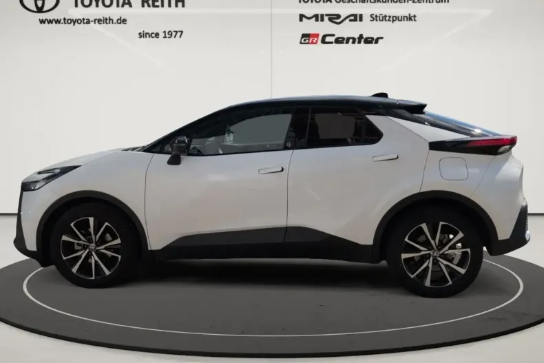 Toyota C-HR din 2024 cu 10.966 km - oferta TOY188882 - foto 3