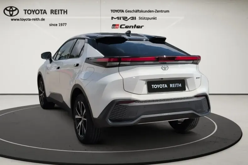 Toyota C-HR din 2024 cu 10.966 km - oferta TOY188882 - foto 4