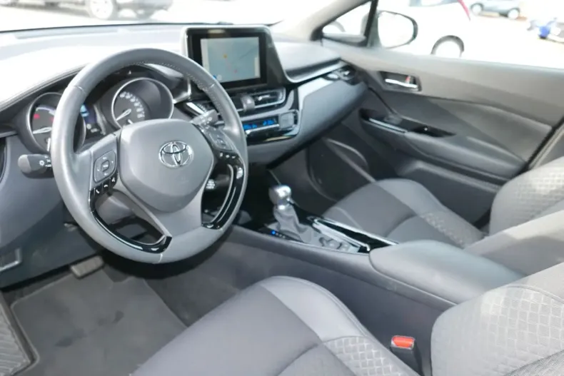 Toyota C-HR din 2023 cu 9.500 km - oferta TOY188884 - foto 11