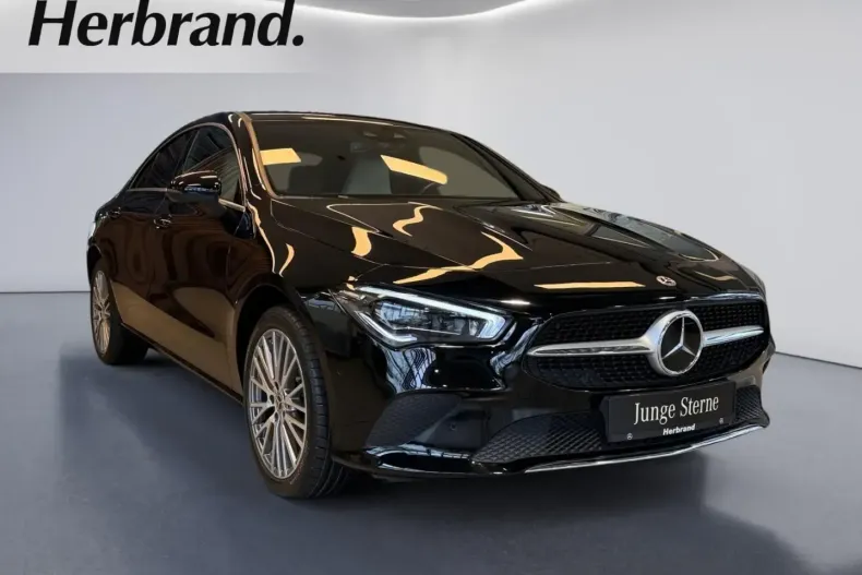 Mercedes-Benz CLA 250 (Clasa CLA) din 2022 cu 44.993 km - oferta MER188889 - foto 2