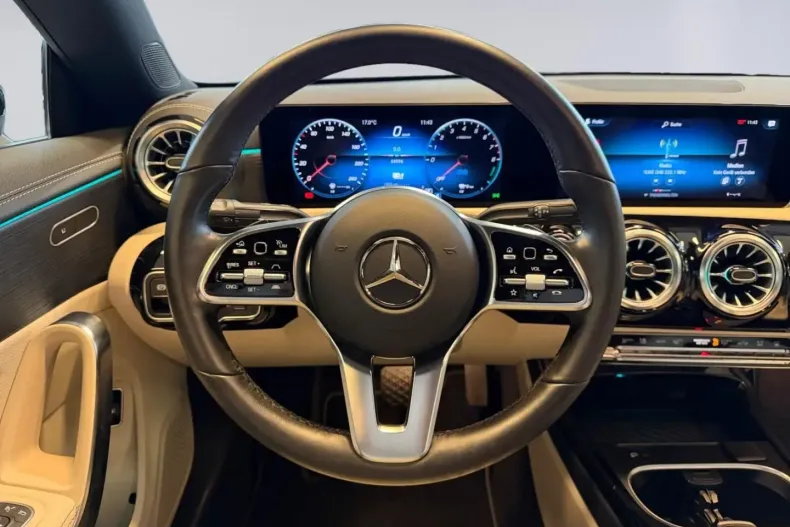 Mercedes-Benz CLA 250 (Clasa CLA) din 2022 cu 44.993 km - oferta MER188889 - foto 9