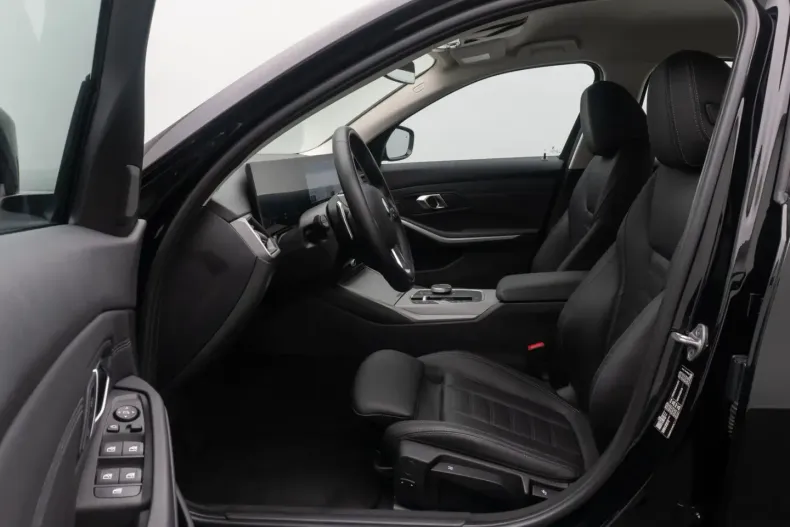 BMW 330 (Seria 3) din 2022 cu 37.067 km - oferta BMW188893 - foto 19