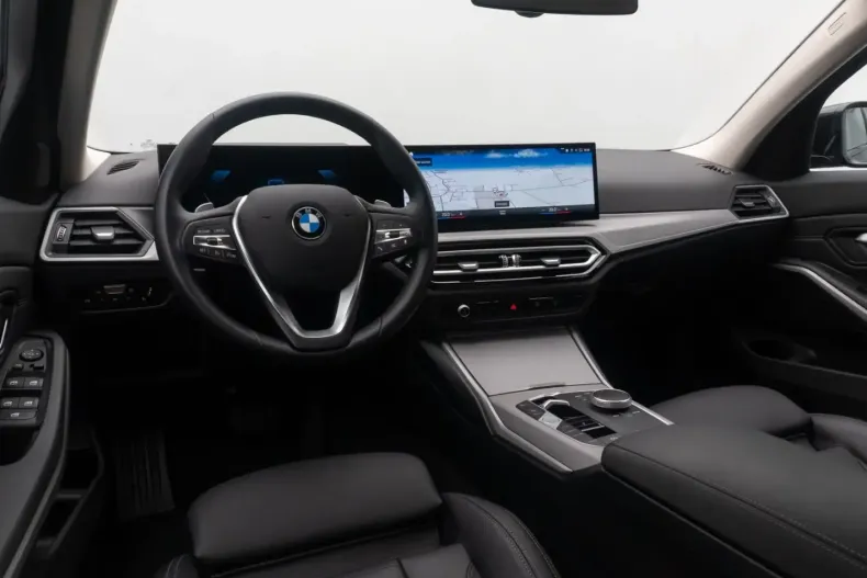 BMW 330 (Seria 3) din 2022 cu 37.067 km - oferta BMW188893 - foto 38