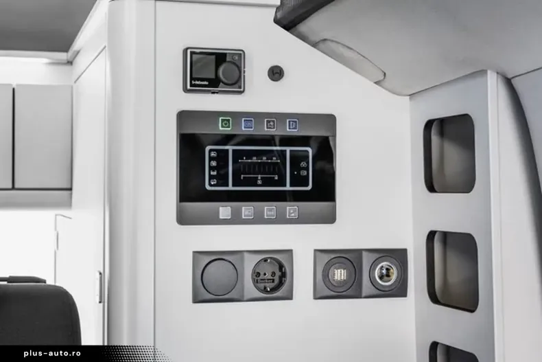 Mercedes-Benz V 250 (Clasa V) din 2024 cu 46.000 km - oferta MER188894 - foto 15