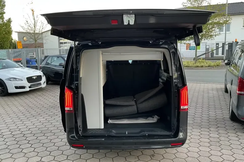 Mercedes-Benz V 250 (Clasa V) din 2024 cu 46.000 km - oferta MER188894 - foto 30