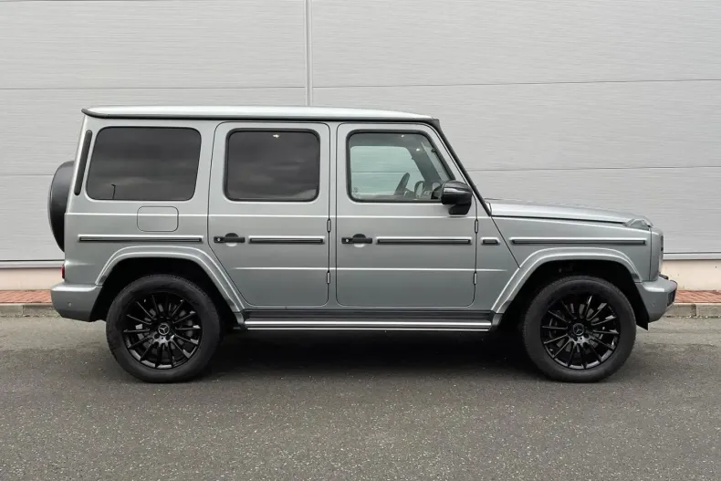 Mercedes-Benz G 400 (Clasa G) din 2022 cu 23.000 km - oferta MER188896 - foto 5