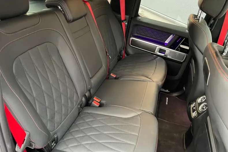 Mercedes-Benz G 400 (Clasa G) din 2022 cu 23.000 km - oferta MER188896 - foto 41